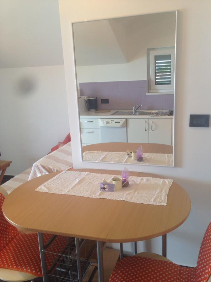 Apartments Villa Lili Lovetovo Vodice Luaran gambar